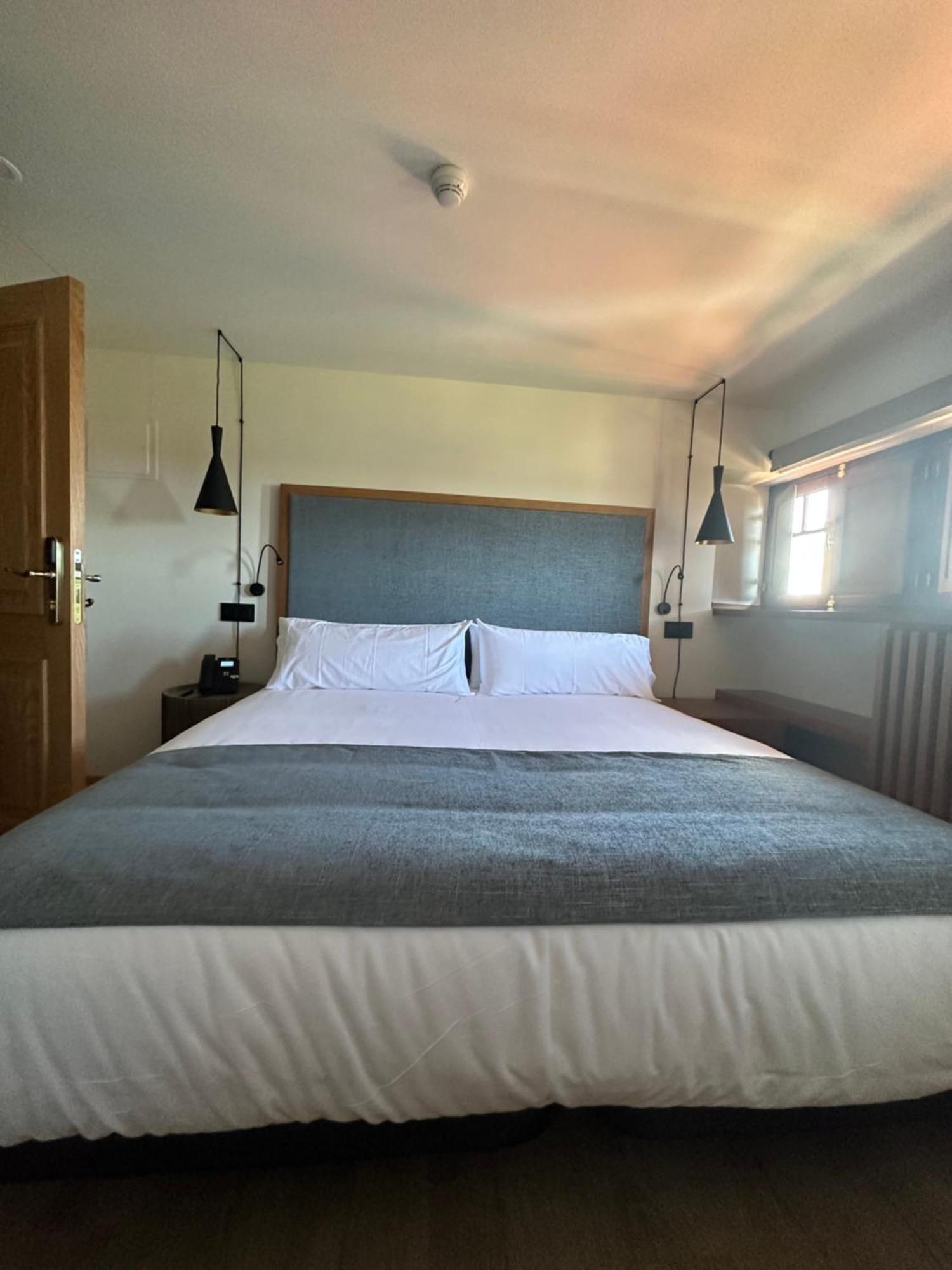 Hotel El Rosal De กูดีเยโร ภายนอก รูปภาพ